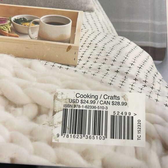 Adarme: The Year of Cozy: 125 Recipes, Crafts, and Other Homemade Adventures - Picture 4 of 7